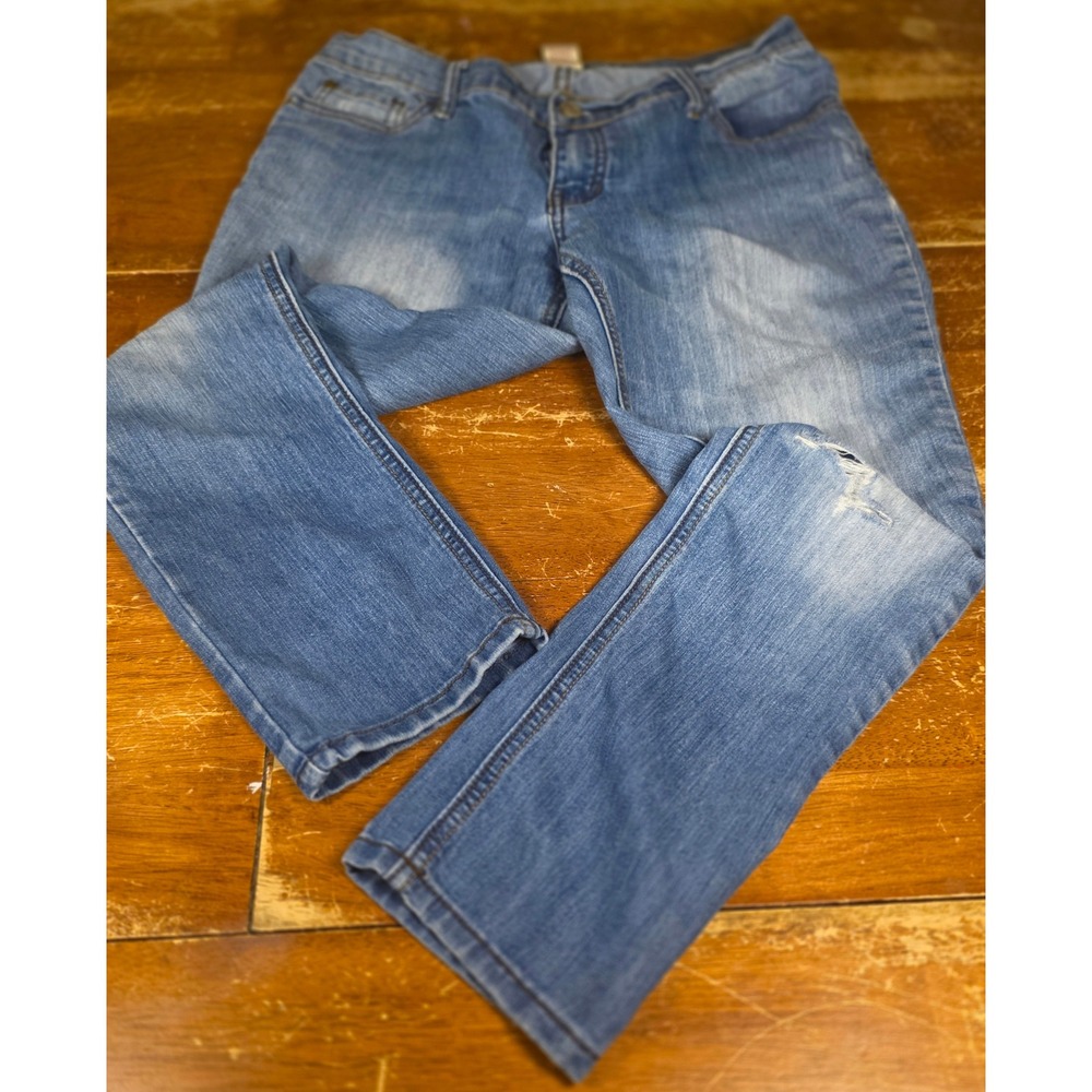 Faded Glory Womens Boyfriend Jeans Size 6 Medium Wash Distressed Stretch Denim